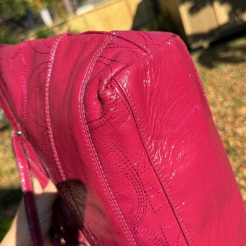 ▶️ Coach ◀️ Hot Pink Patent Leather Tote F15142 - Picture 16 of 17